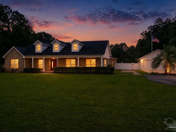 1911 Tillman Ln, Pensacola, FL 32526