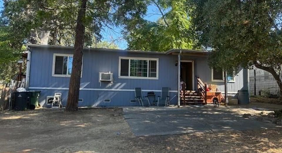 14918 Lakeshore Dr, Clearlake, CA 95422 Photo