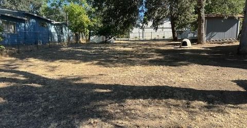 14918 Lakeshore Dr, Clearlake, CA 95422 Photo
