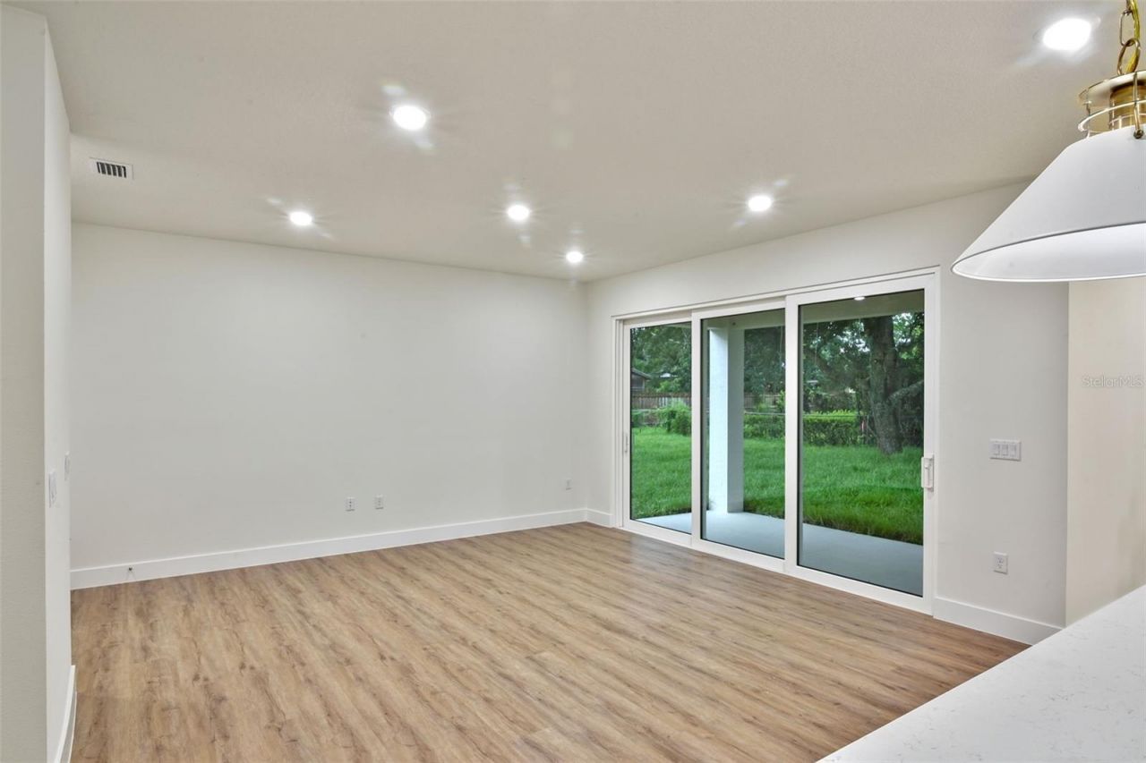 1030 Wilks Avenue, Orlando, FL 32809 Photo