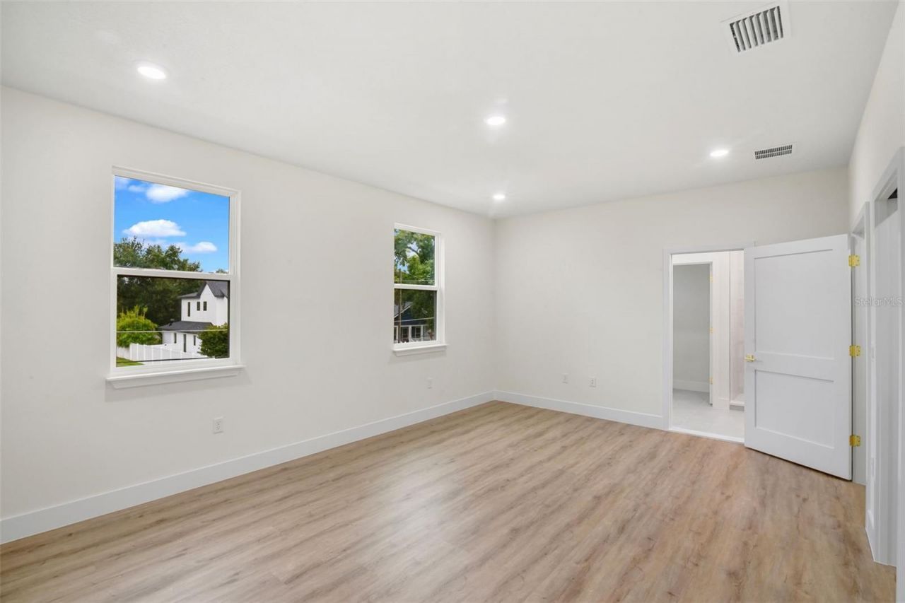 1030 Wilks Avenue, Orlando, FL 32809 Photo