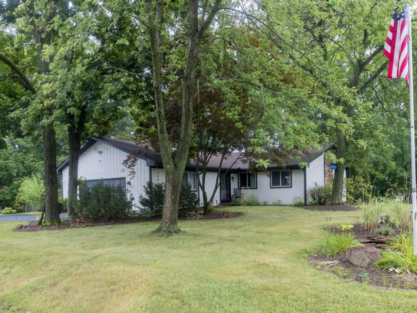 4270 Park Place, Crown Point, IN 46307