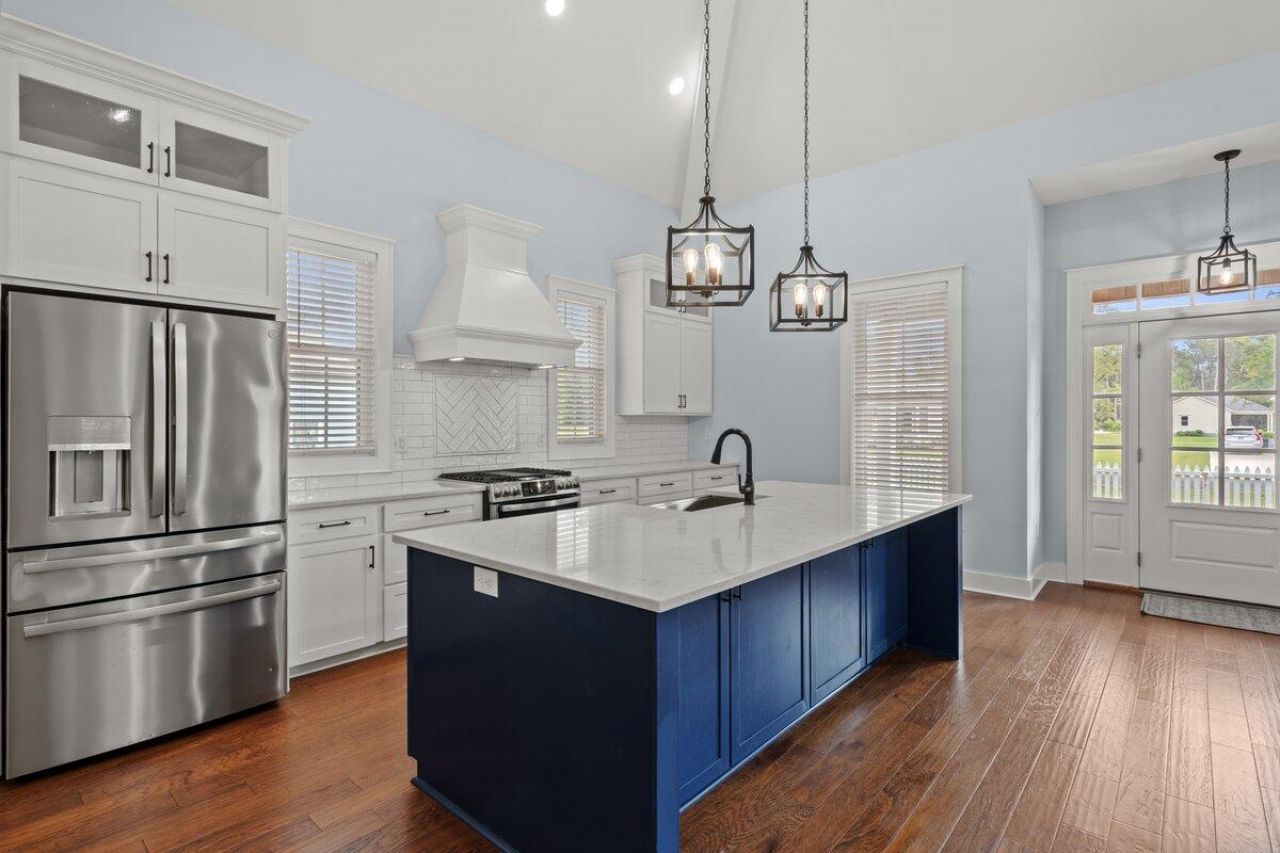 1812 Gordon Road Photo 12