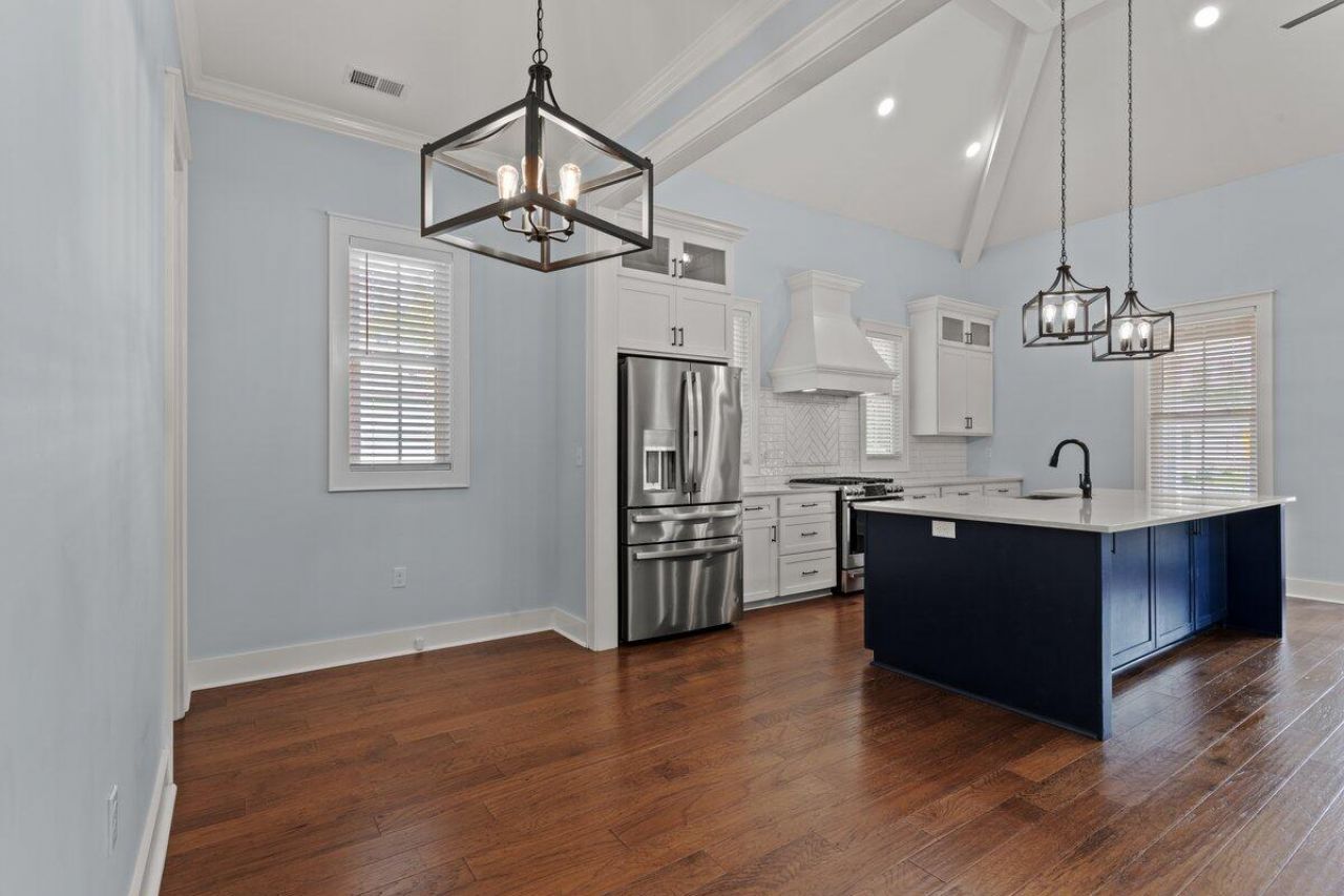 1812 Gordon Road Photo 14