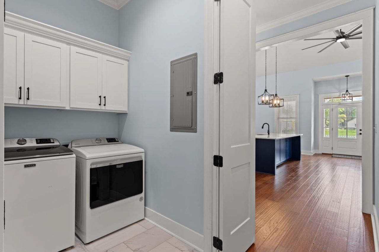 1812 Gordon Road Photo 16