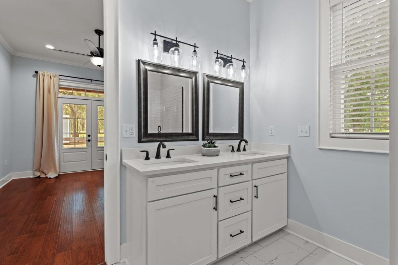 1812 Gordon Road Photo 26