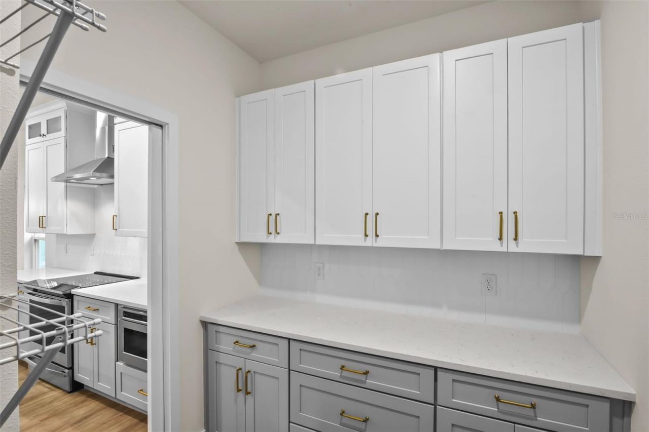 1028 Wilks Avenue, Orlando, FL 32809 Photo