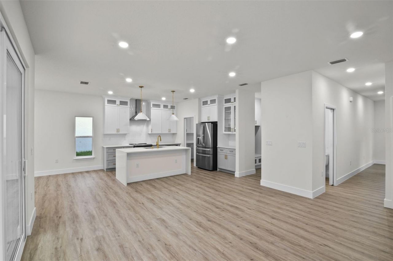 1028 Wilks Avenue, Orlando, FL 32809 Photo