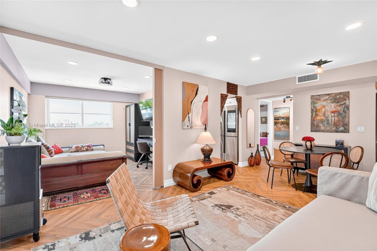 1455 West Ave, Unit 501, Miami Beach, FL 33139 Photo