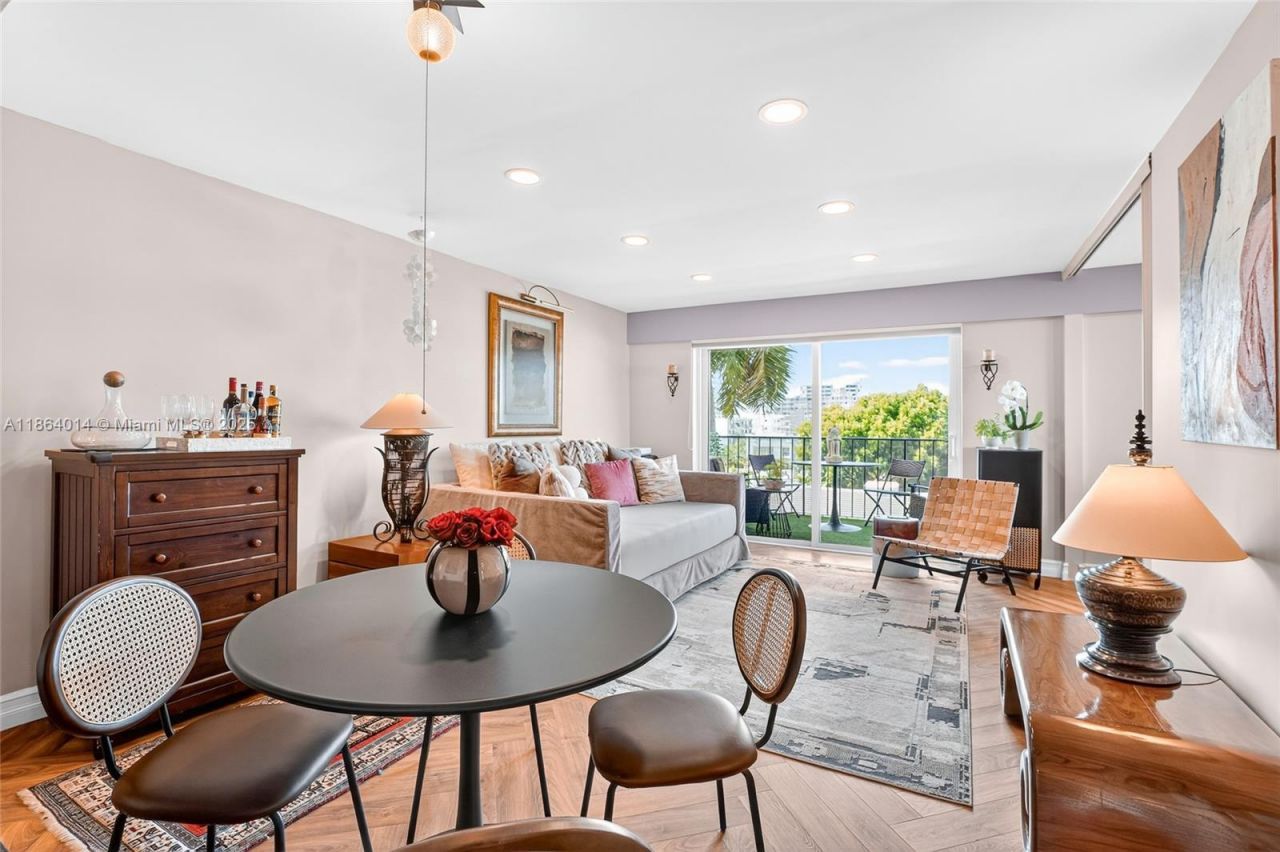 1455 West Ave, Unit 501, Miami Beach, FL 33139 Photo