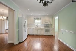 29 Meadowcrest Drive photo 4