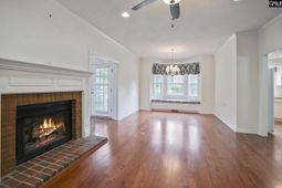 29 Meadowcrest Drive photo 4