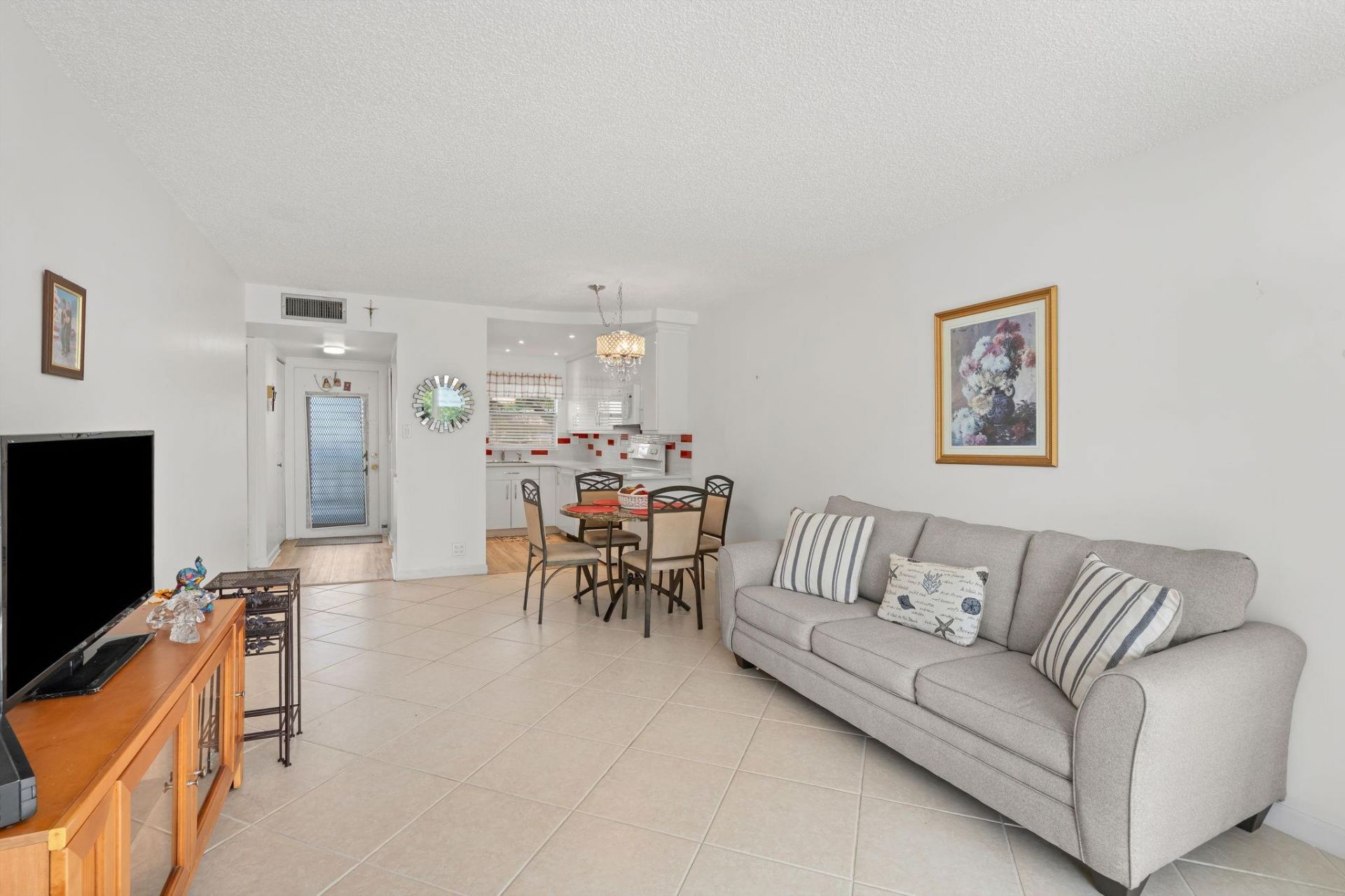 9660 Sunrise Lakes Boulevard, Unit 208, Sunrise, FL 33322 Photo