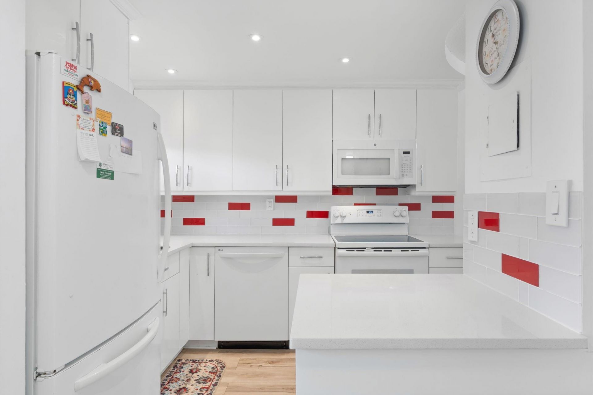 9660 Sunrise Lakes Boulevard, Unit 208, Sunrise, FL 33322 Photo