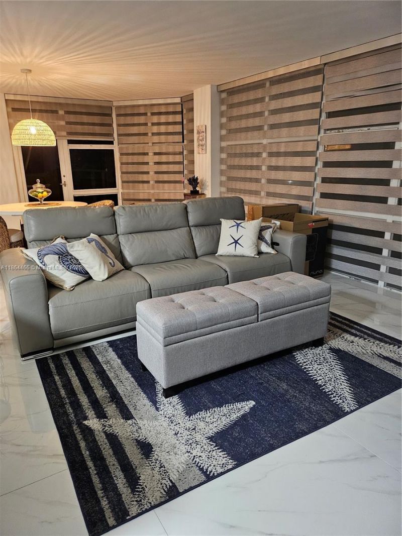 6423 E Collins Ave, Unit 206, Miami Beach, FL 33141 Photo