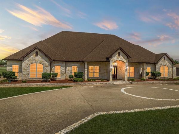 400 E Spurgeon Street, Itasca, TX 76055