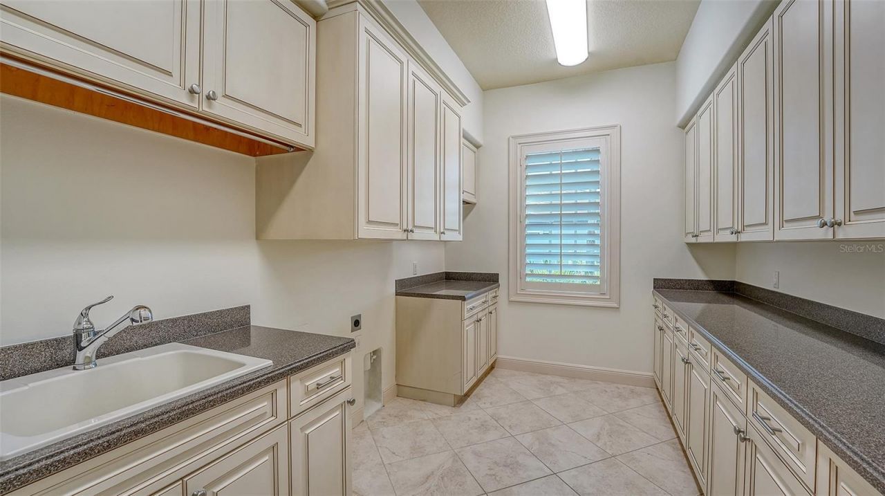 3218 Signet Court, Sarasota, FL 34240 Photo