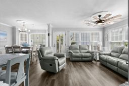 6001 - 1028 S Kings Hwy. photo 4