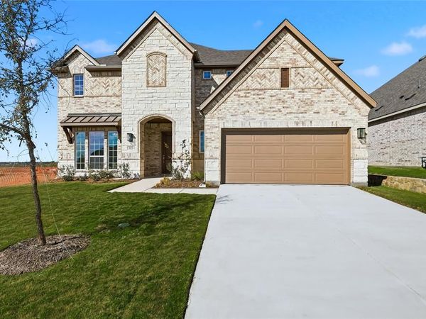 525 Carriage Hill Road, Midlothian, TX 76065
