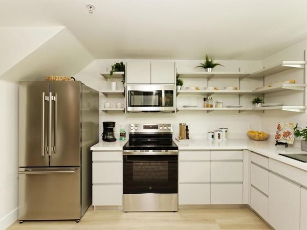 1201 Pine St, Unit 315, Oakland, CA 94607
