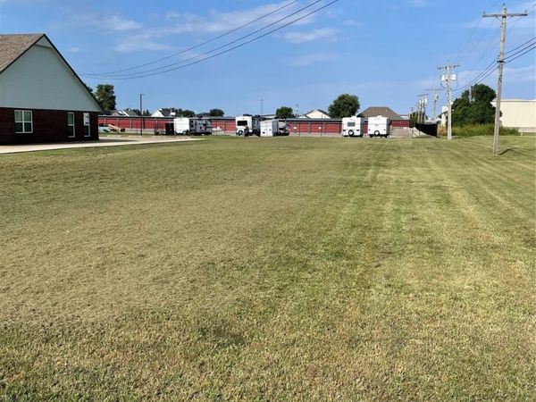 Bulldog Street, Skiatook, OK 74070