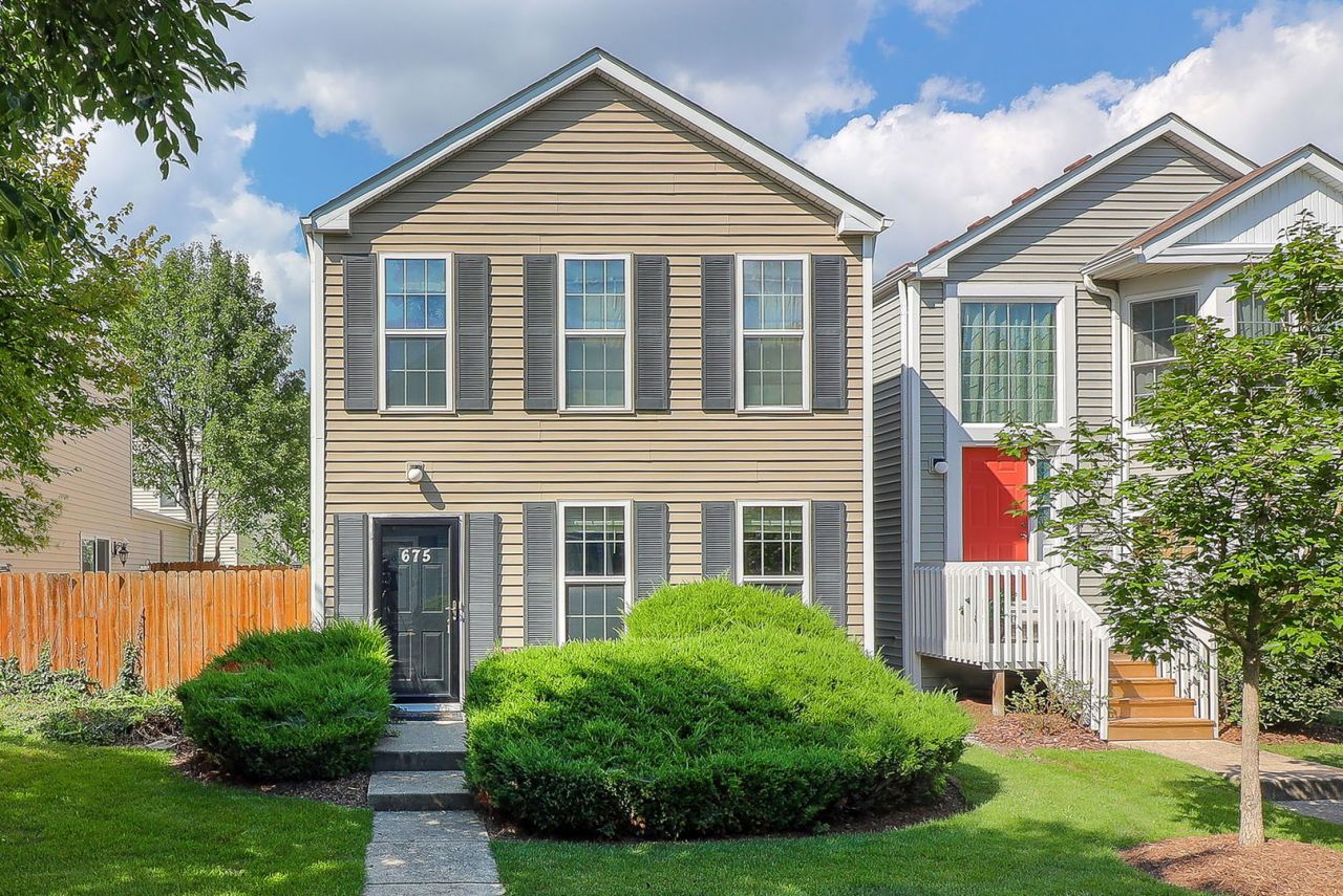 675 Serendipity Drive, Aurora, IL 60504 Main Photo