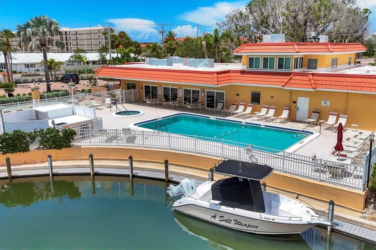 1350 N Portofino Drive, Unit 107, Sarasota, FL 34242 Photo