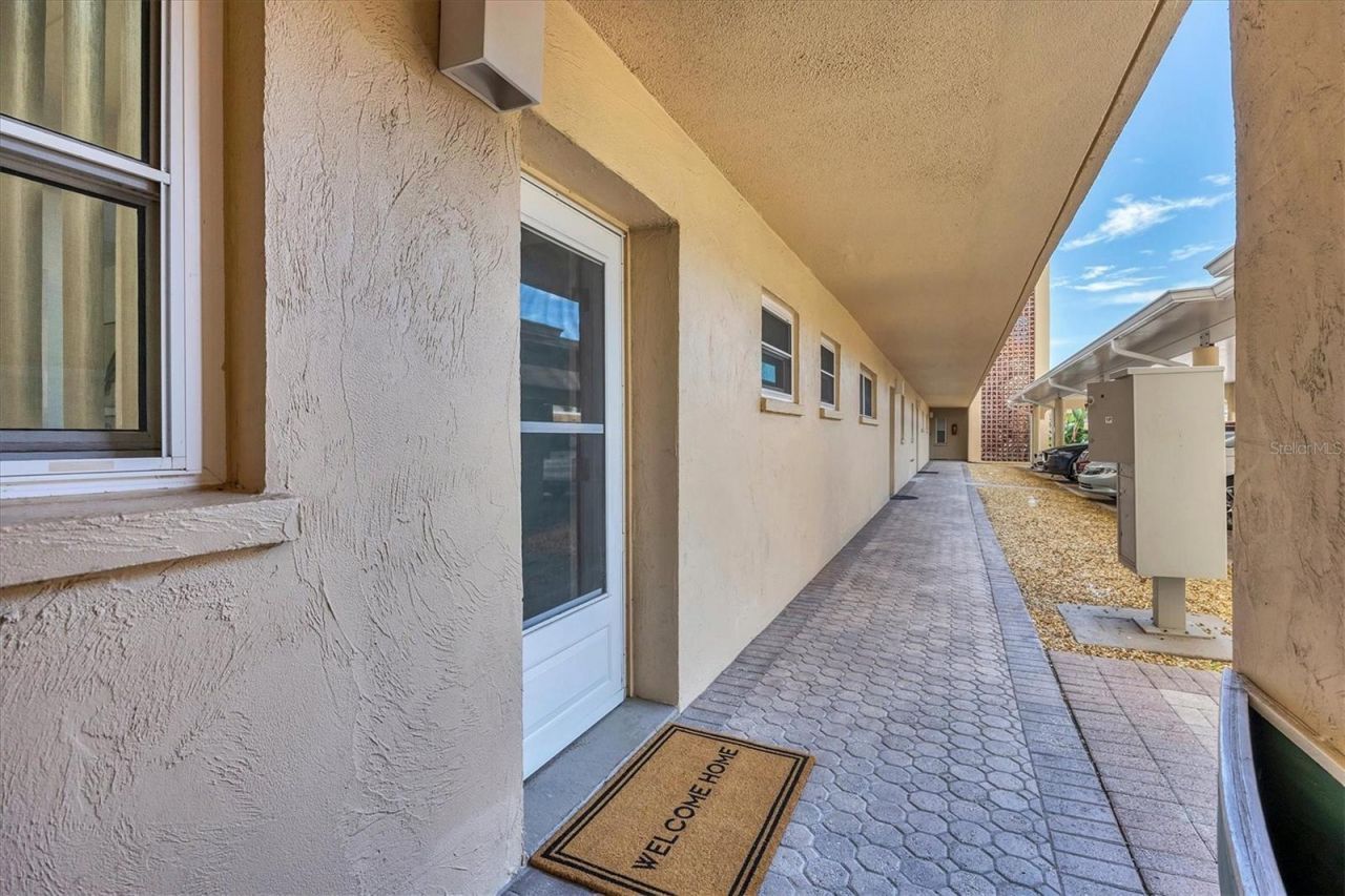 1350 N Portofino Drive, Unit 107, Sarasota, FL 34242 Photo