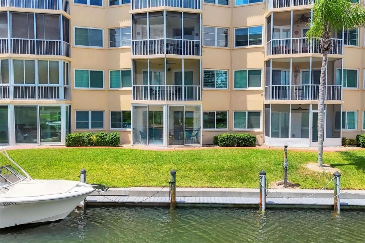 1350 N Portofino Drive, Unit 107, Sarasota, FL 34242 Photo