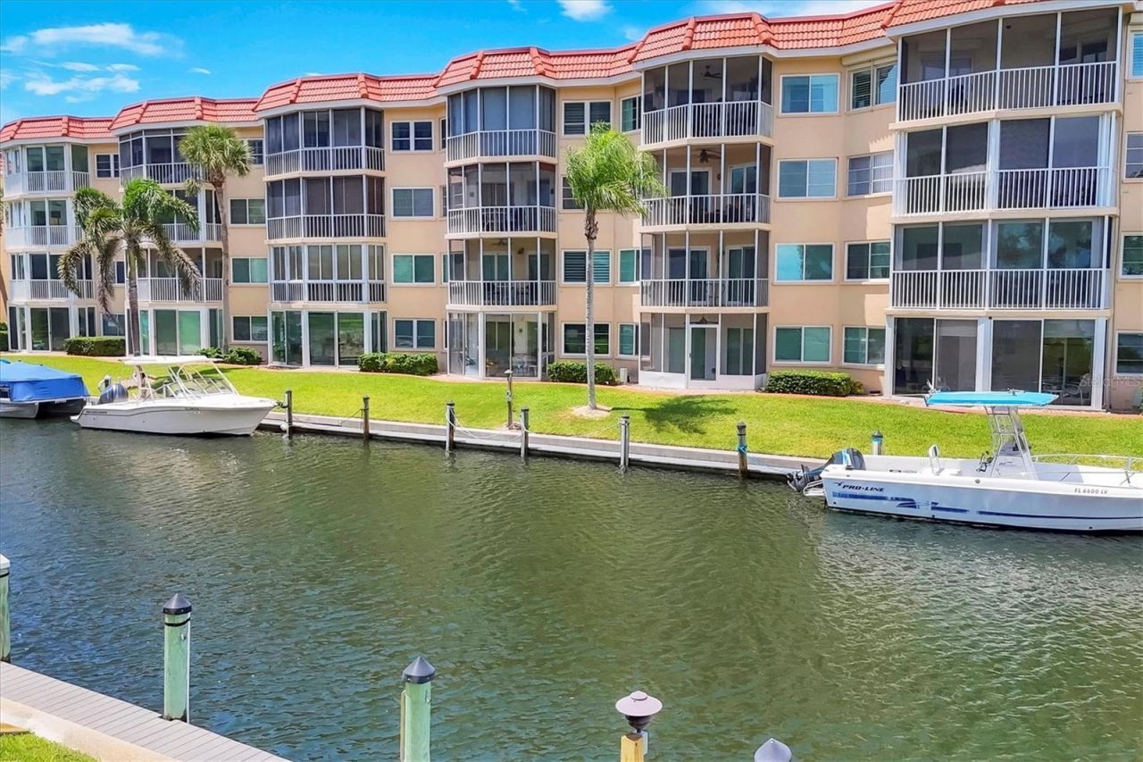 1350 N Portofino Drive, Unit 107, Sarasota, FL 34242 Photo