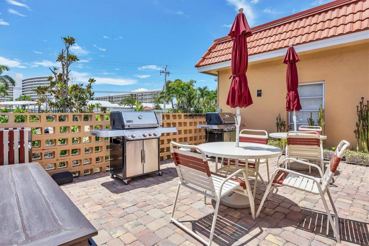 1350 N Portofino Drive, Unit 107, Sarasota, FL 34242 Photo