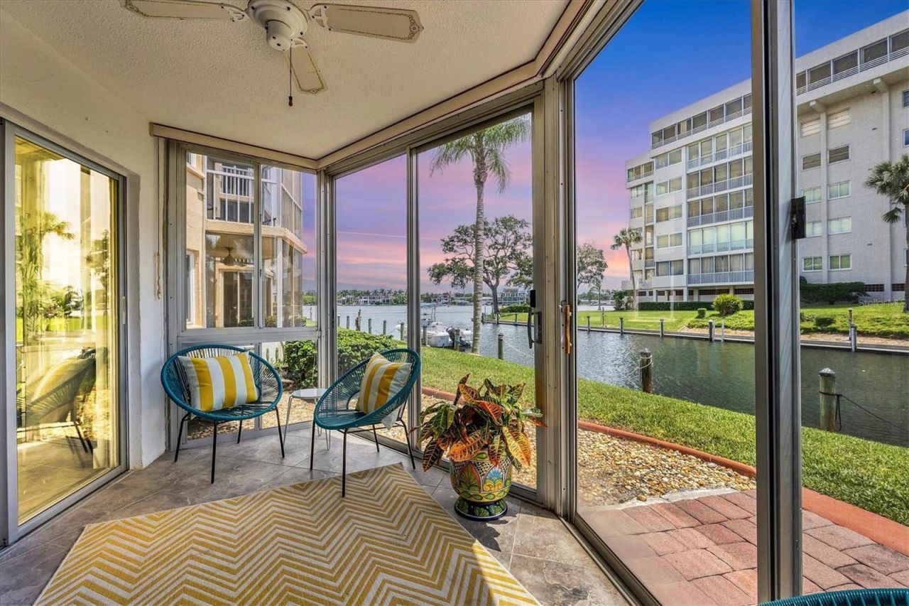 1350 N Portofino Drive, Unit 107, Sarasota, FL 34242 Photo