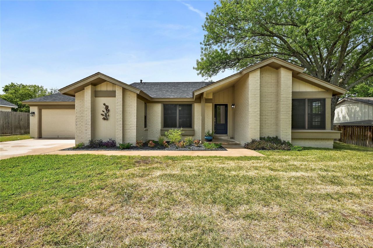 1405 Gracy Dr, Austin, TX 78758 Main Photo