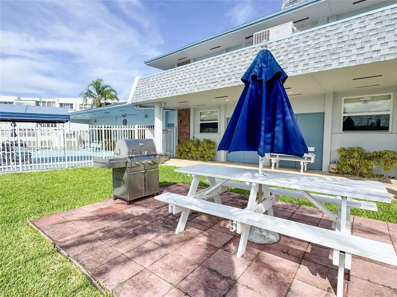 2300 Park Ln, Unit 105, Hollywood, FL 33021 Photo