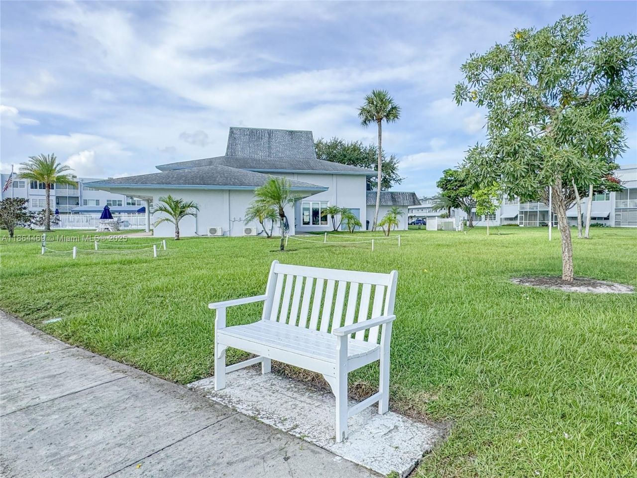 2300 Park Ln, Unit 105, Hollywood, FL 33021 Photo