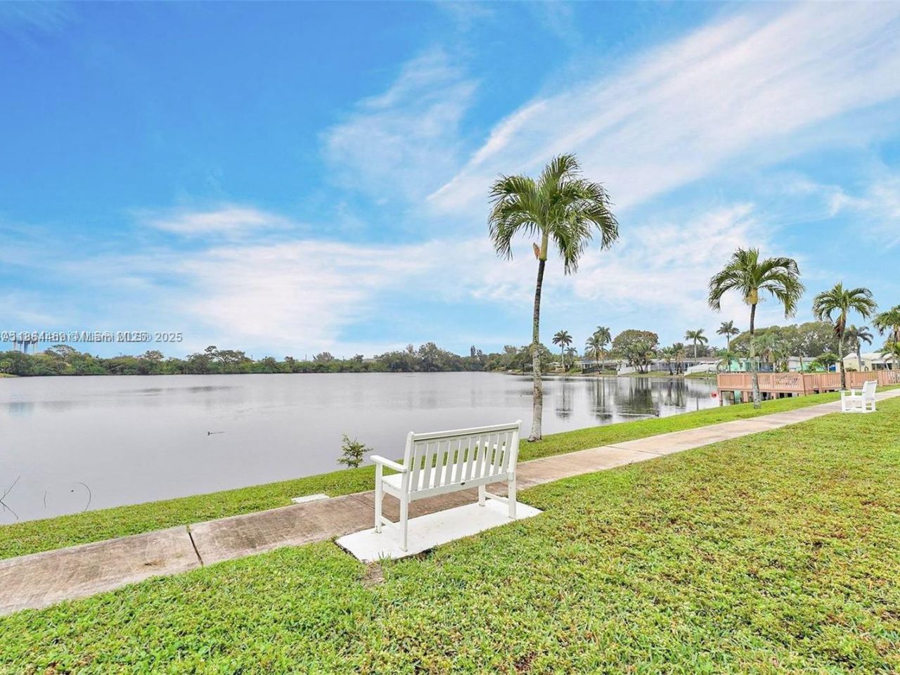 2300 Park Ln, Unit 105, Hollywood, FL 33021 Photo