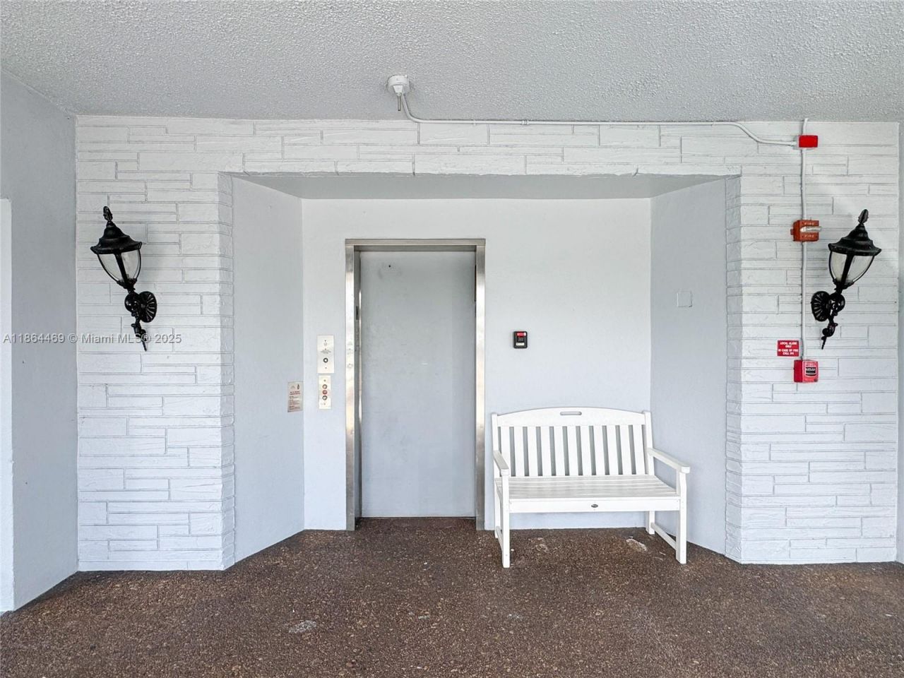 2300 Park Ln, Unit 105, Hollywood, FL 33021 Photo