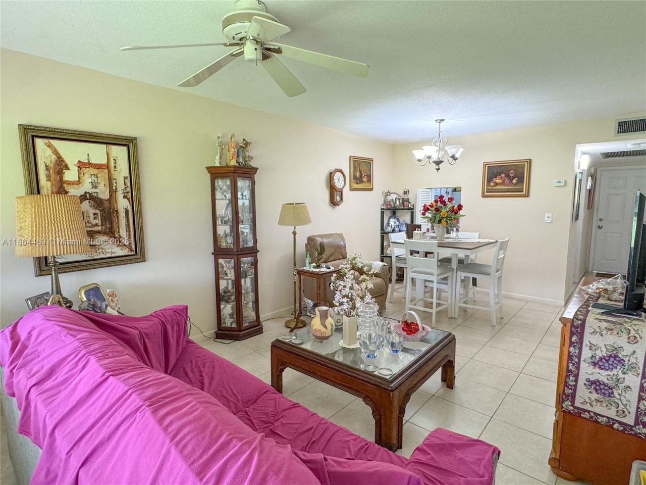 2300 Park Ln, Unit 105, Hollywood, FL 33021 Photo