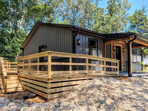 55 Sumerfield Dr, Springville, TN 38256