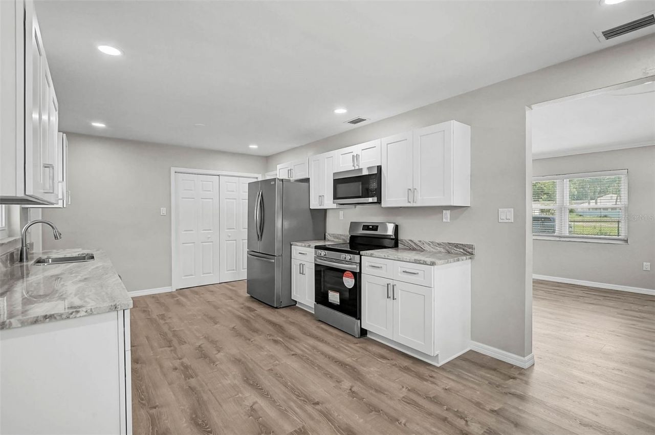 102 20th Street Ne, Bradenton, FL 34208 Photo