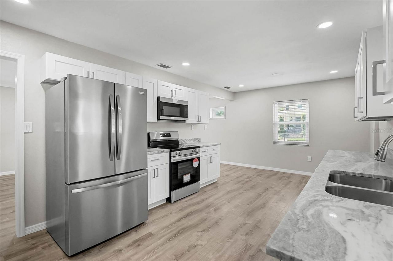 102 20th Street Ne, Bradenton, FL 34208 Photo