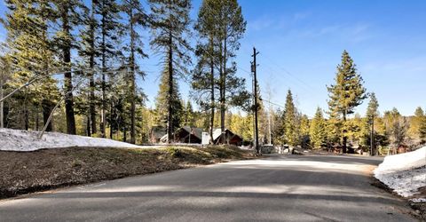 12800 Zurich Place, Truckee, CA 96161 Photo