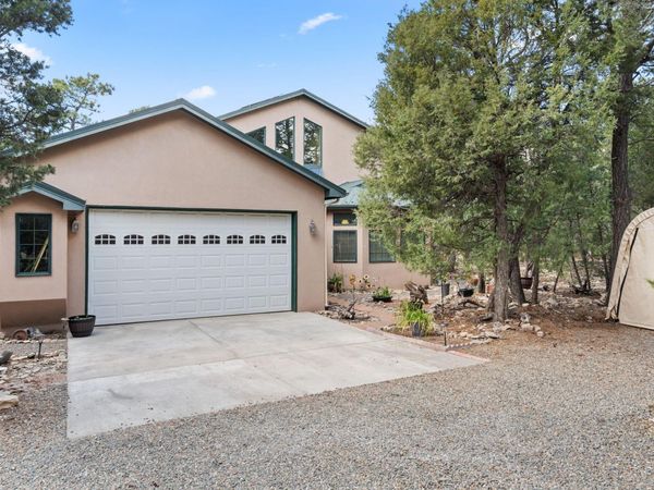 13 ERIC ALAN Lane, Tijeras, NM 87059