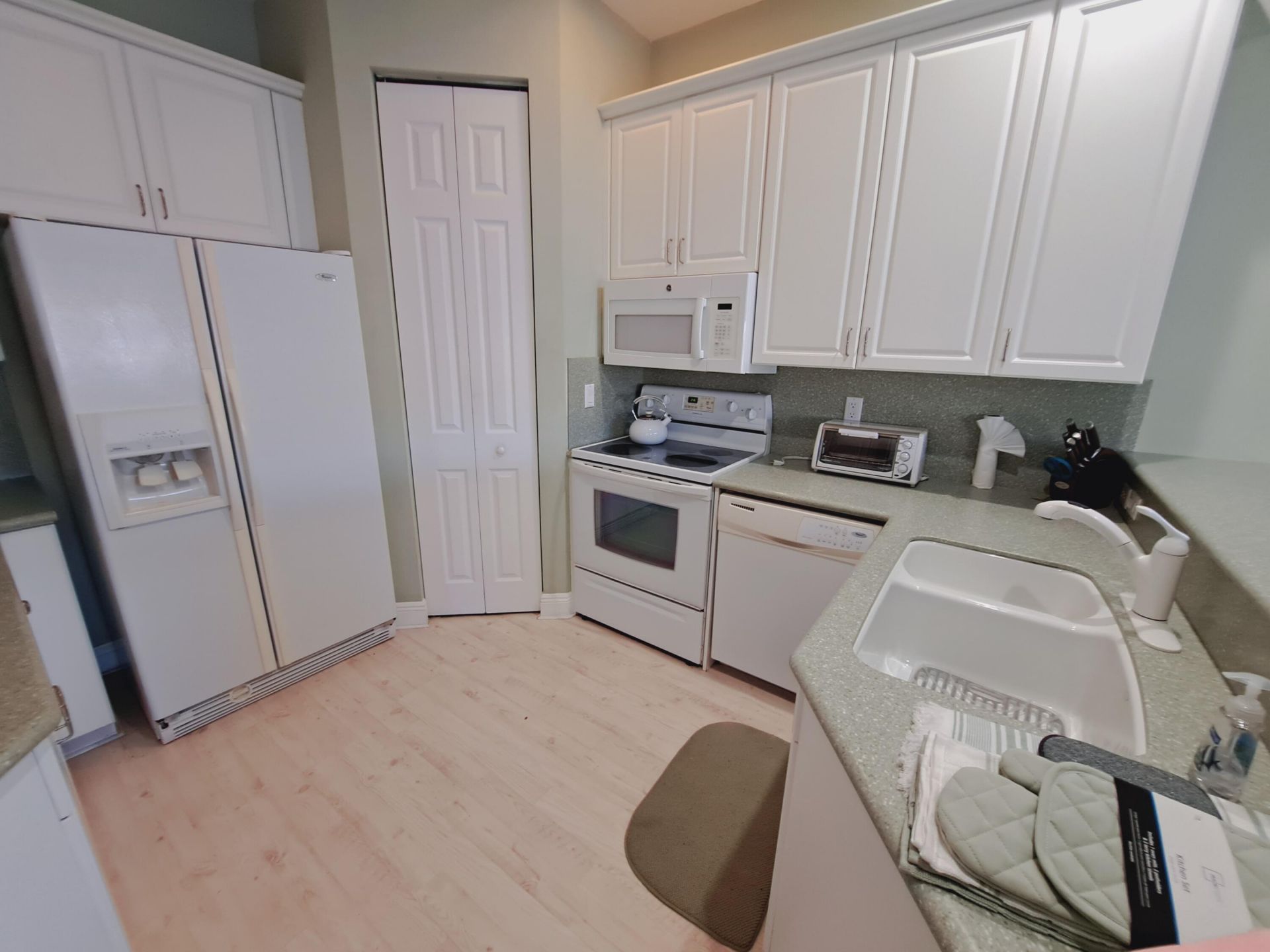 204 Shelley Lane, Unit 204, Fort Pierce, FL 34949 Photo