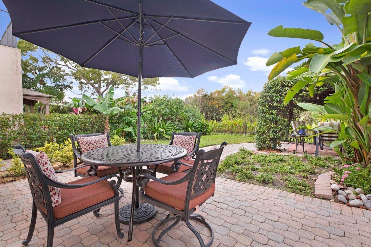 9061 Dupont Place, Wellington, FL 33414 Photo