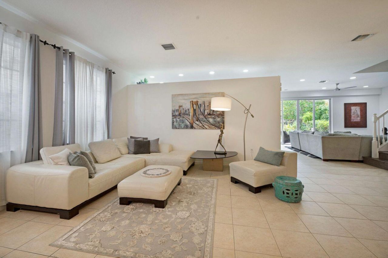 9061 Dupont Place, Wellington, FL 33414 Photo