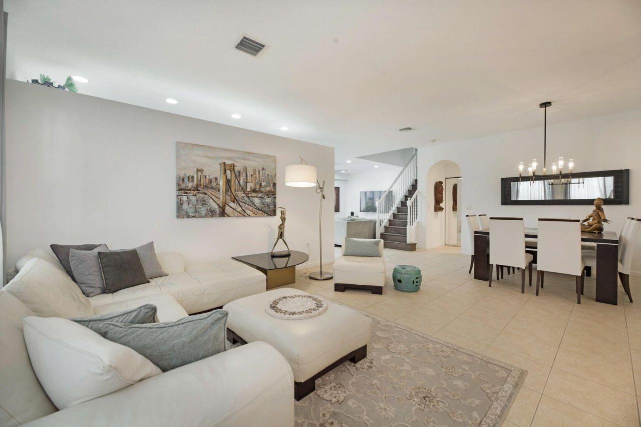 9061 Dupont Place, Wellington, FL 33414 Photo