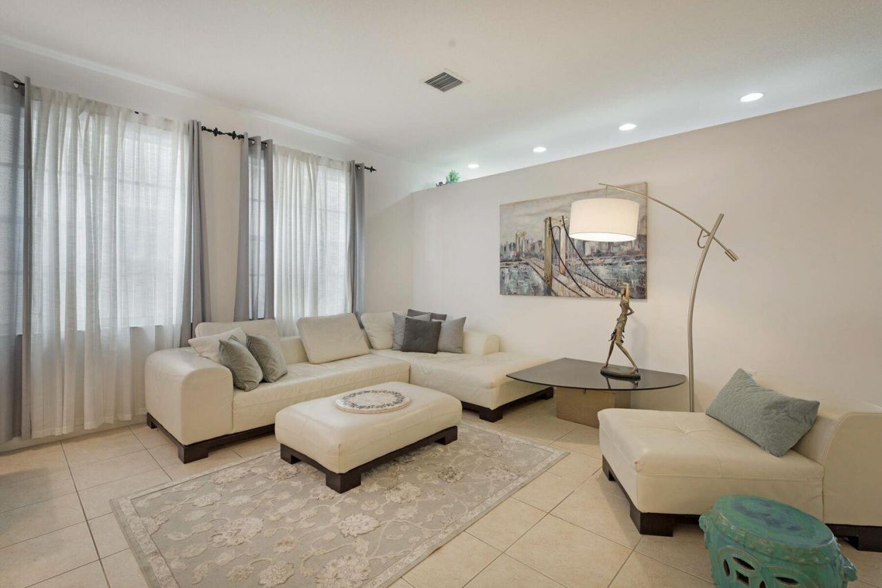 9061 Dupont Place, Wellington, FL 33414 Photo