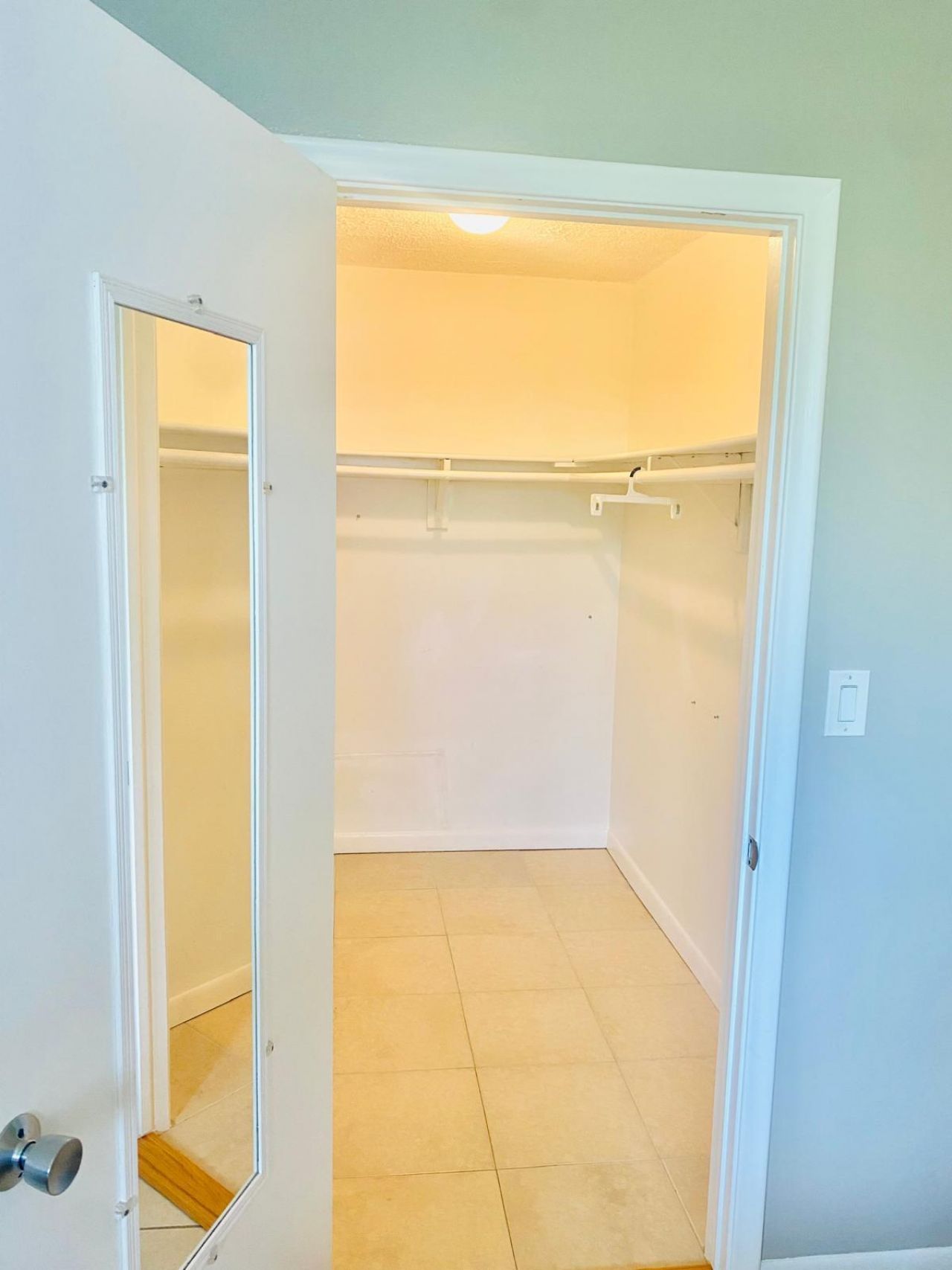 1750 N Congress Avenue, Unit 403, West Palm Beach, FL 33401 Photo