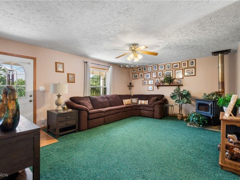 9375 Ridge Road SE, Uhrichsville, OH 44683 Photo 10